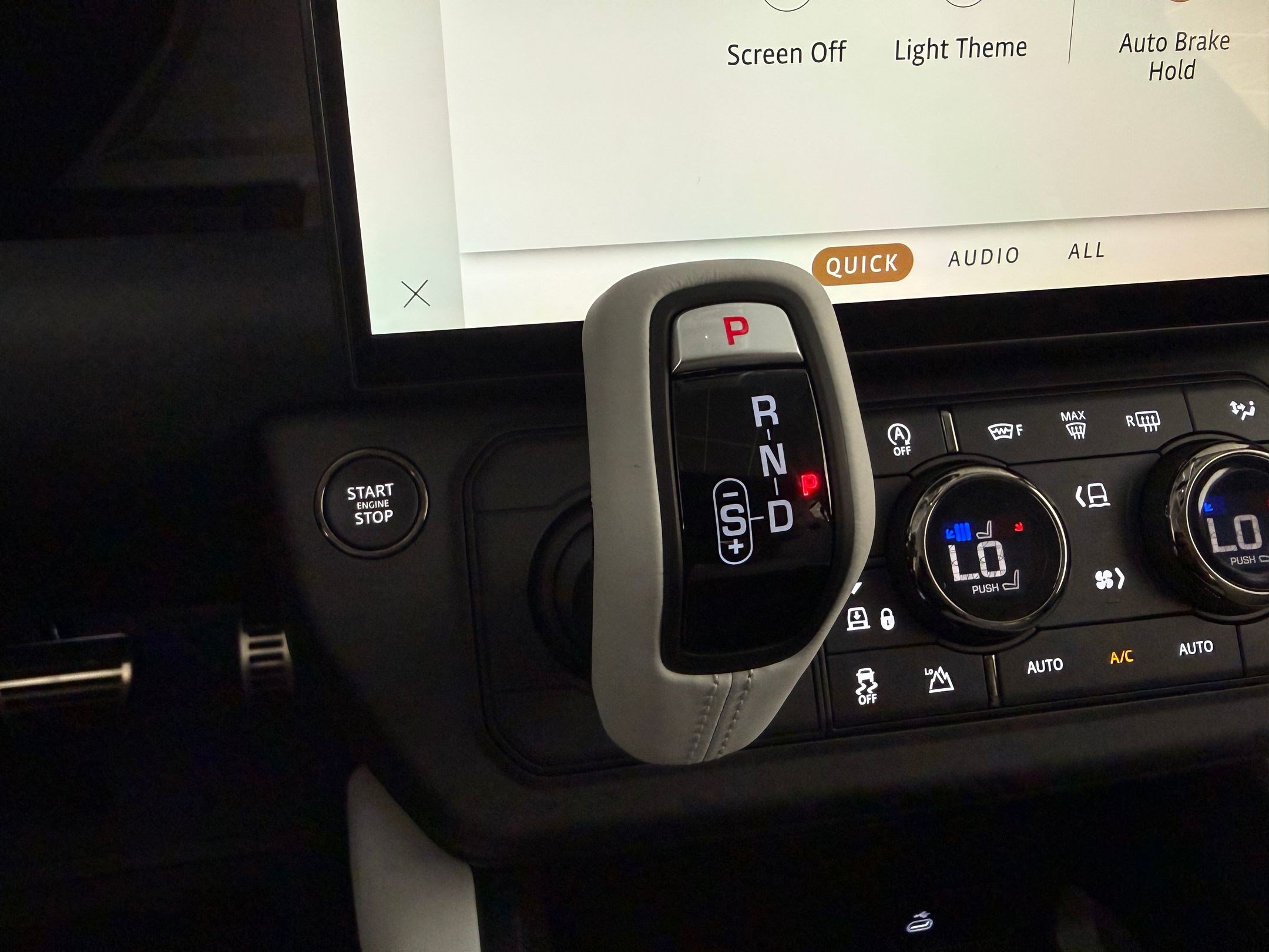 New 2026 Land Rover Defender 110 OCTA AWD/4WD image 17