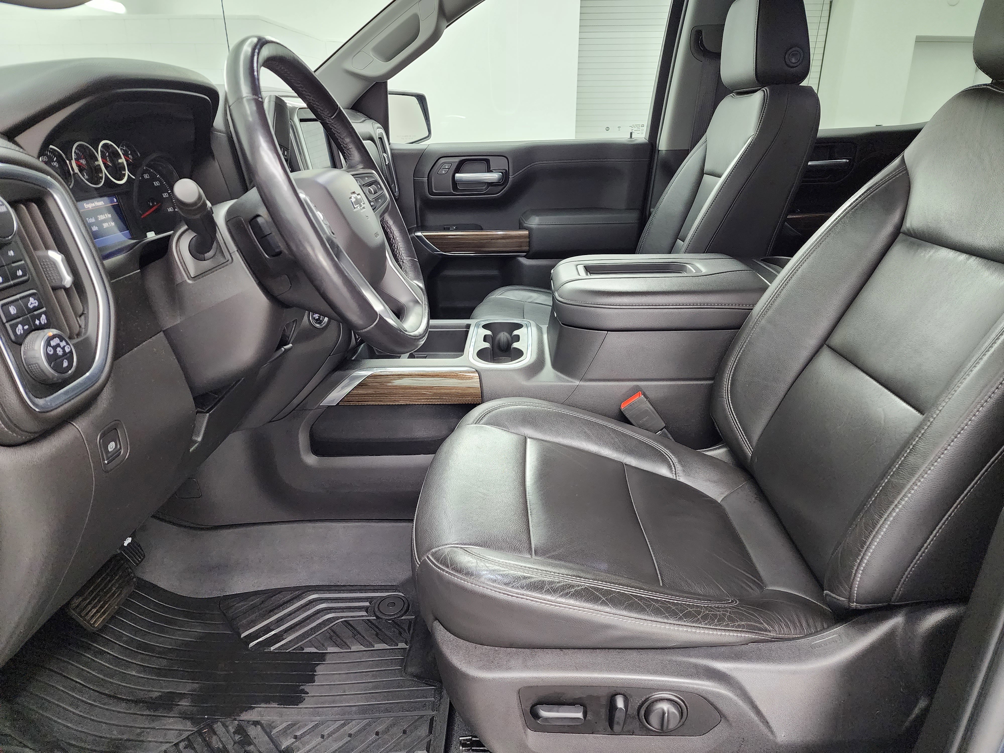 Used 2020 Chevrolet Silverado 1500 LT Trail Boss image 8