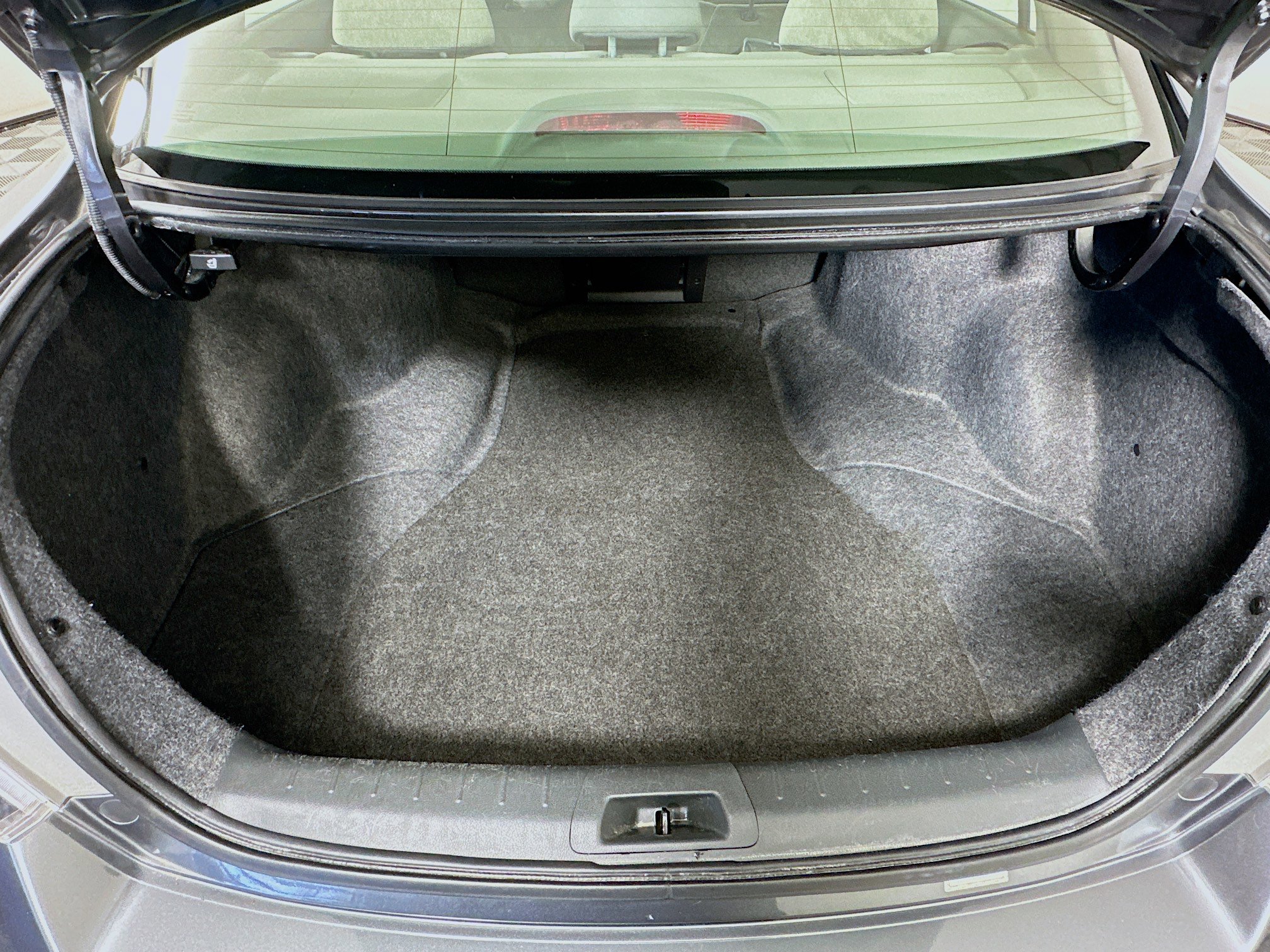 Used 2010 Honda Accord LX-P image 25