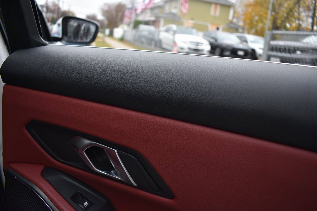 Used 2024 BMW 330i Sedan w/ Convenience Package image 27