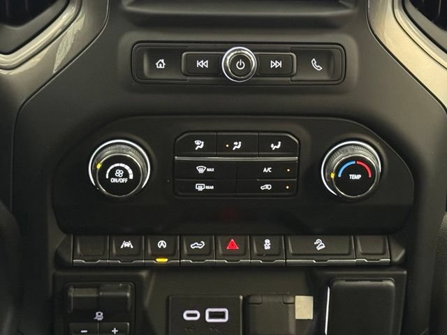 Certified 2024 Chevrolet Silverado 1500 Custom Trail Boss w/ LPO, Dark Essentials Package AWD/4WD image 17