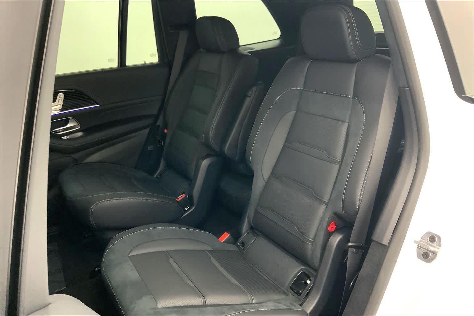 New 2026 Mercedes-Benz GLS 63 AMG 4MATIC image 7