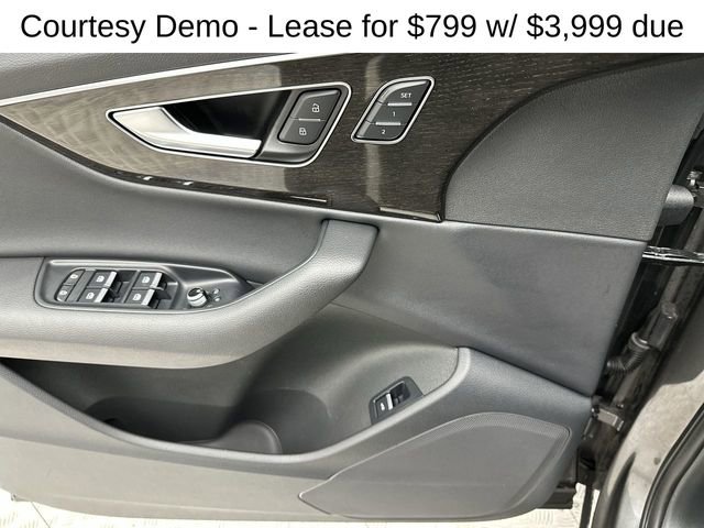 Used 2025 Audi Q7 2.0T Premium w/ Convenience Package image 13