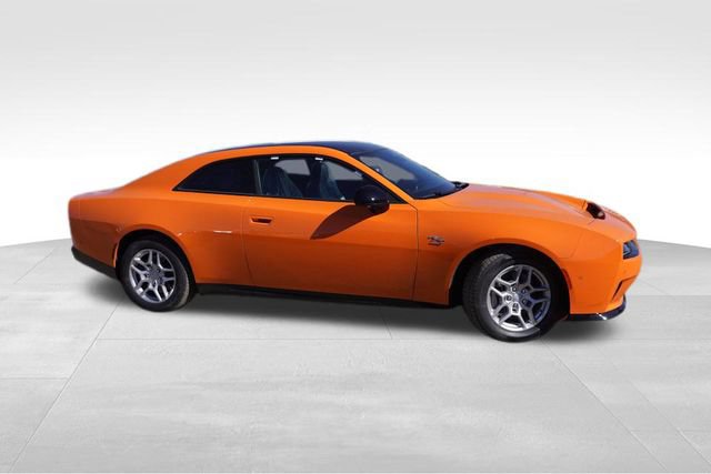 New 2025 Dodge Charger Daytona R/T w/ Sun & Sound Package AWD/4WD image 2