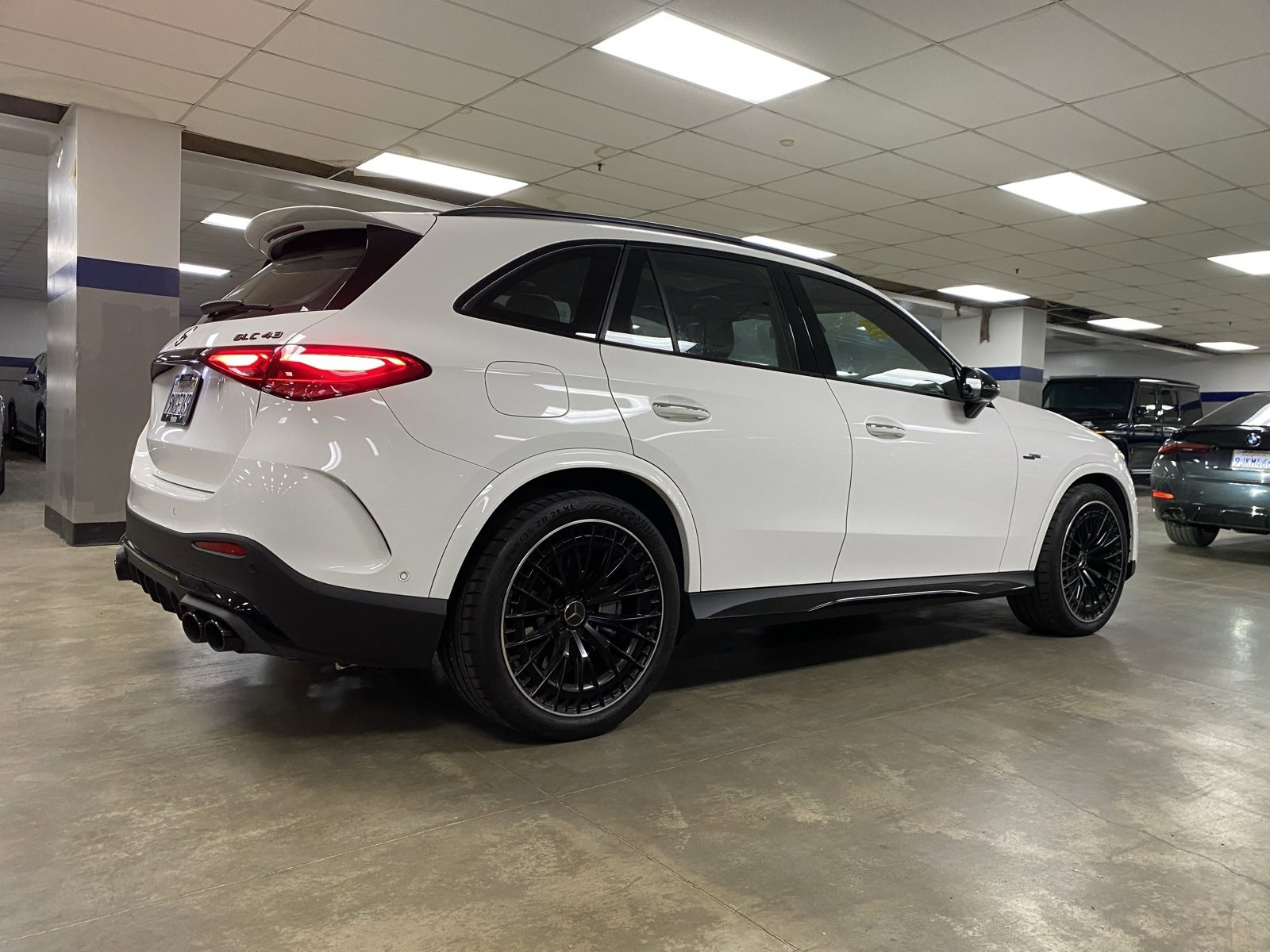 Used 2024 Mercedes-Benz GLC 43 AMG 4MATIC image 2