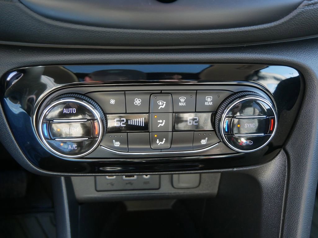 Used 2023 Buick Encore GX Essence w/ Experience Buick Package image 25