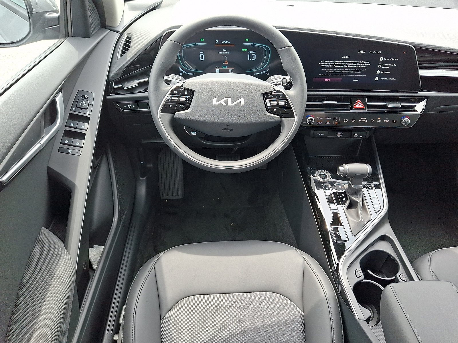 New 2026 Kia Niro EX FWD image 7