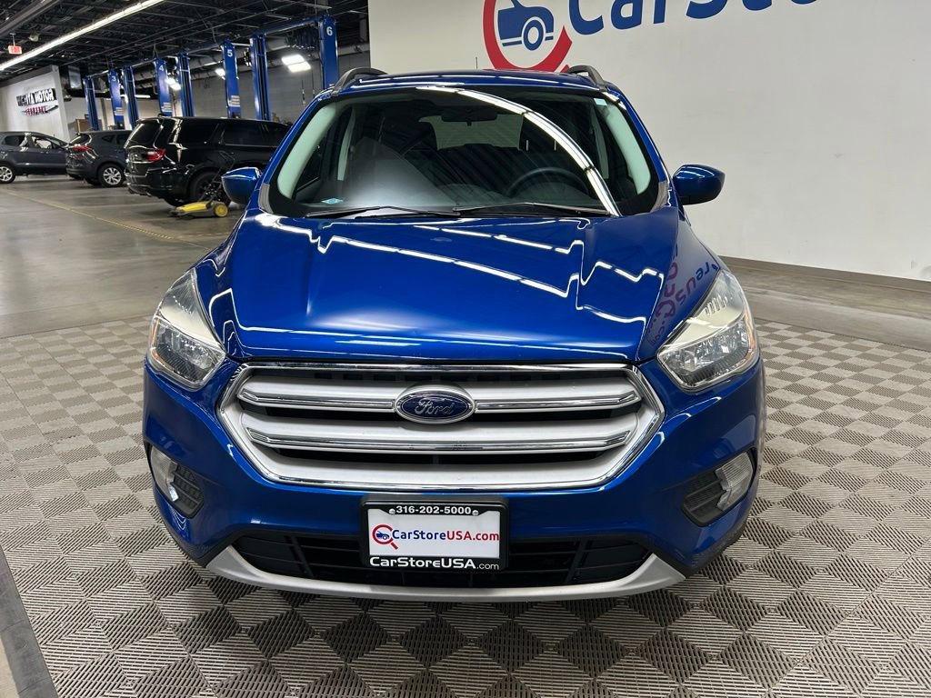 Used 2018 Ford Escape SE FWD image 4