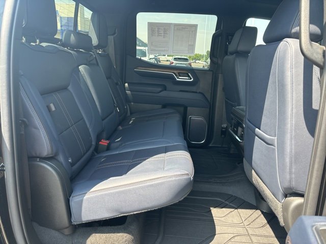 Used 2022 Chevrolet Silverado 1500 High Country w/ Technology Package image 20