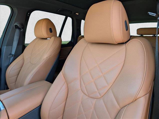 Used 2024 BMW X5 sDrive40i w/ M Sport Package image 18