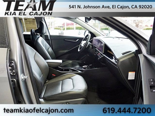 Certified 2025 Kia Niro Wave image 11