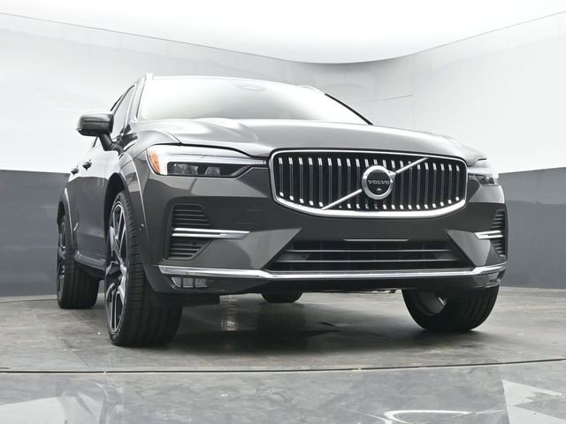Used 2023 Volvo XC60 B5 Ultimate FWD image 36