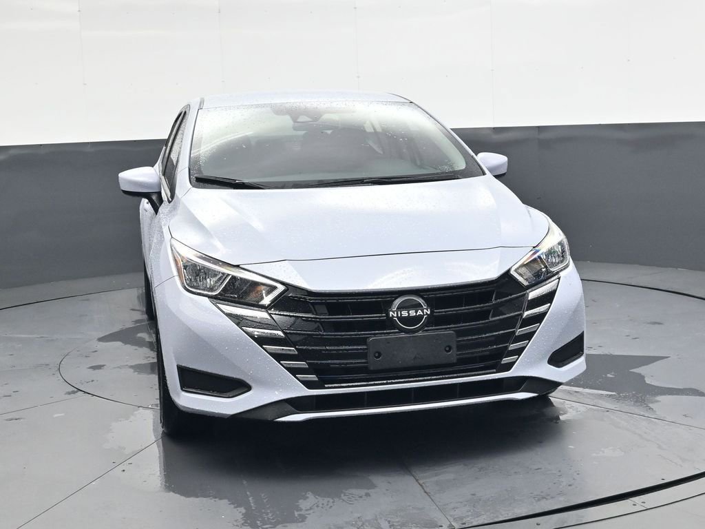 Used 2024 Nissan Versa SV w/ Trunk Package image 10