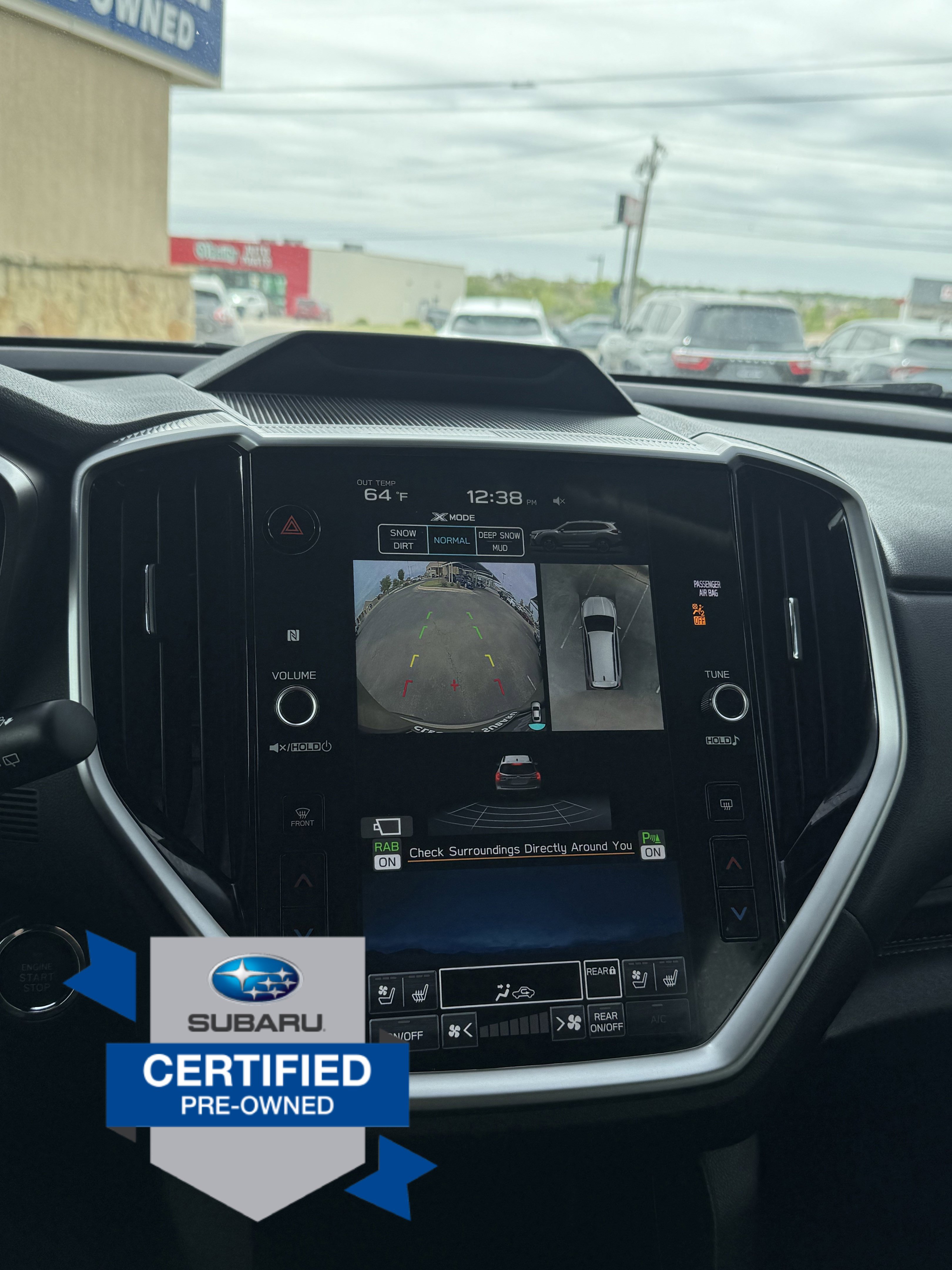 Used 2025 Subaru Ascent Touring AWD/4WD image 31