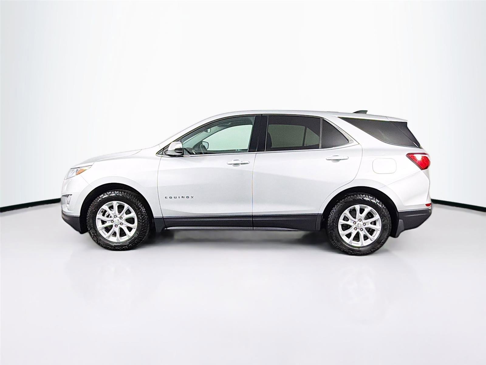 Used 2018 Chevrolet Equinox LT image 4