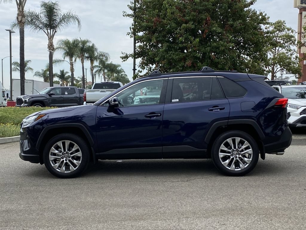 Certified 2025 Toyota RAV4 XLE Premium FWD image 40