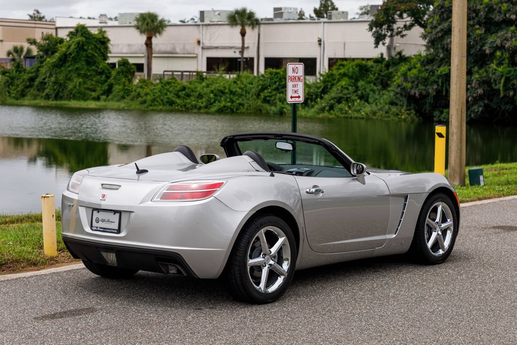 Used 2008 Saturn Sky RWD image 3
