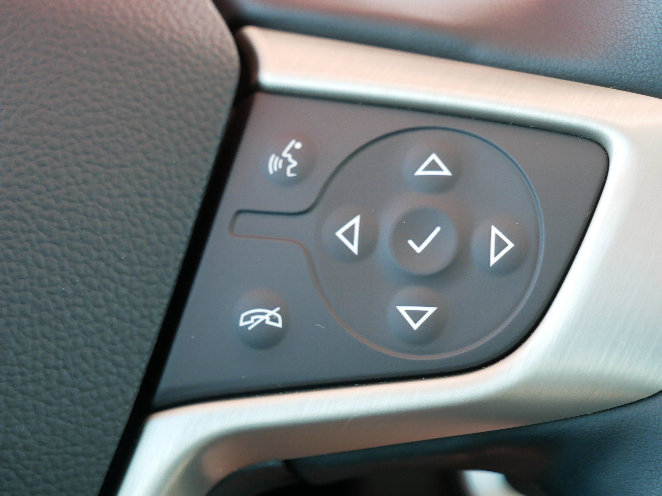 Used 2023 GMC Terrain Denali w/ Black Diamond Edition AWD/4WD image 29