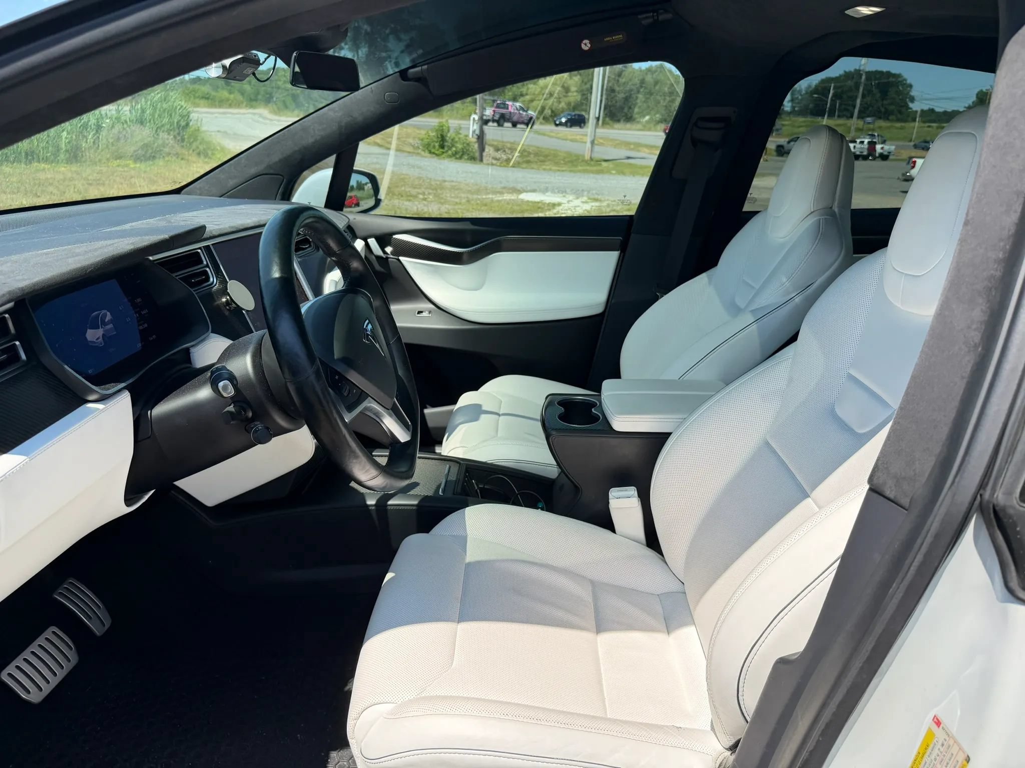 Used 2016 Tesla Model X 90D AWD/4WD image 10