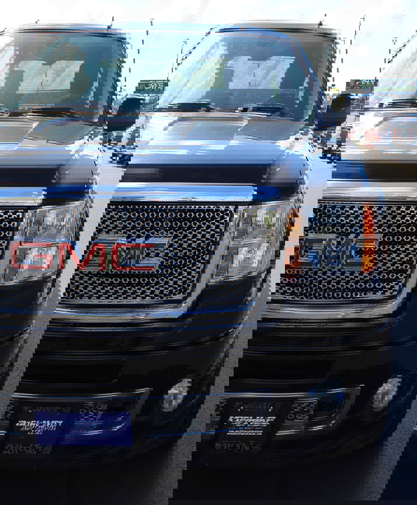 Used 2010 GMC Sierra 1500 Denali image 10