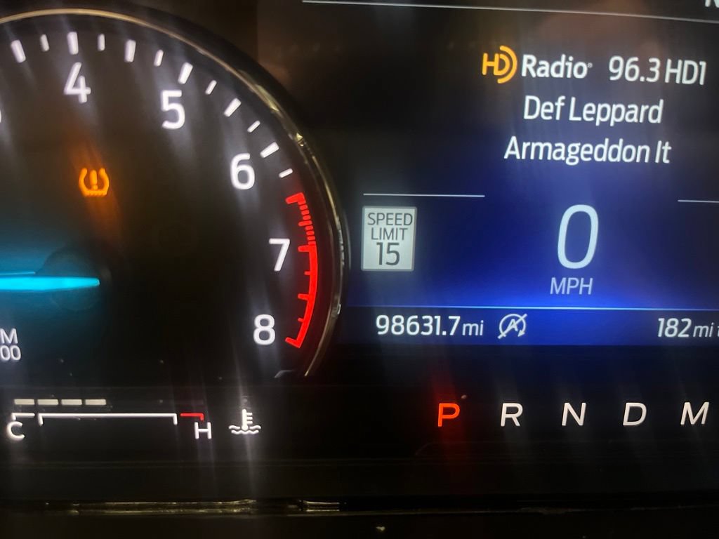 Used 2021 Ford Explorer Limited w/ Equipment Group 301A AWD/4WD image 8
