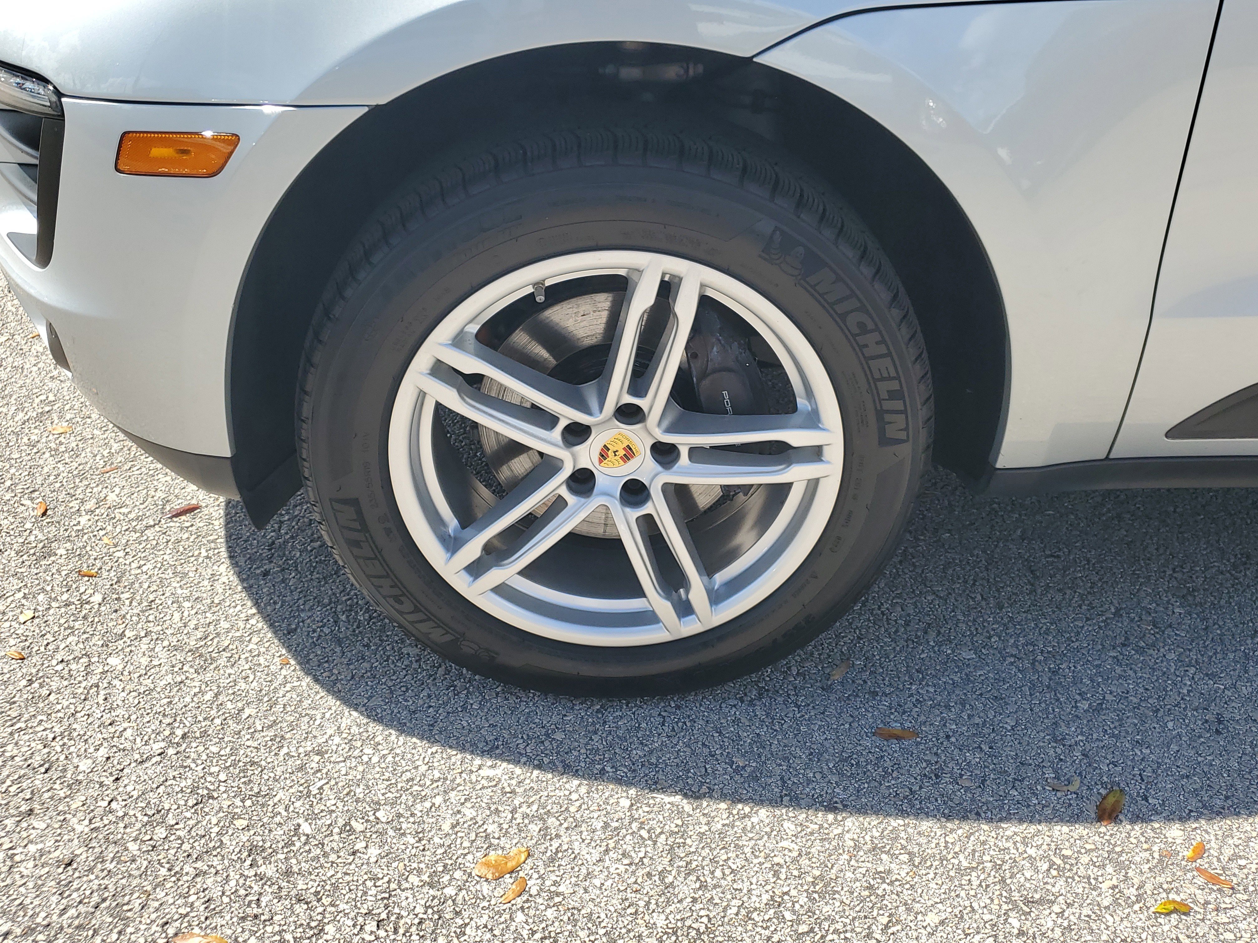 Used 2018 Porsche Macan image 5