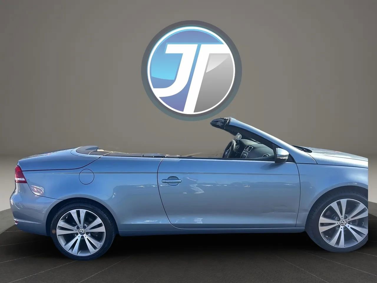 Used 2013 Volkswagen Eos Executive FWD image 31