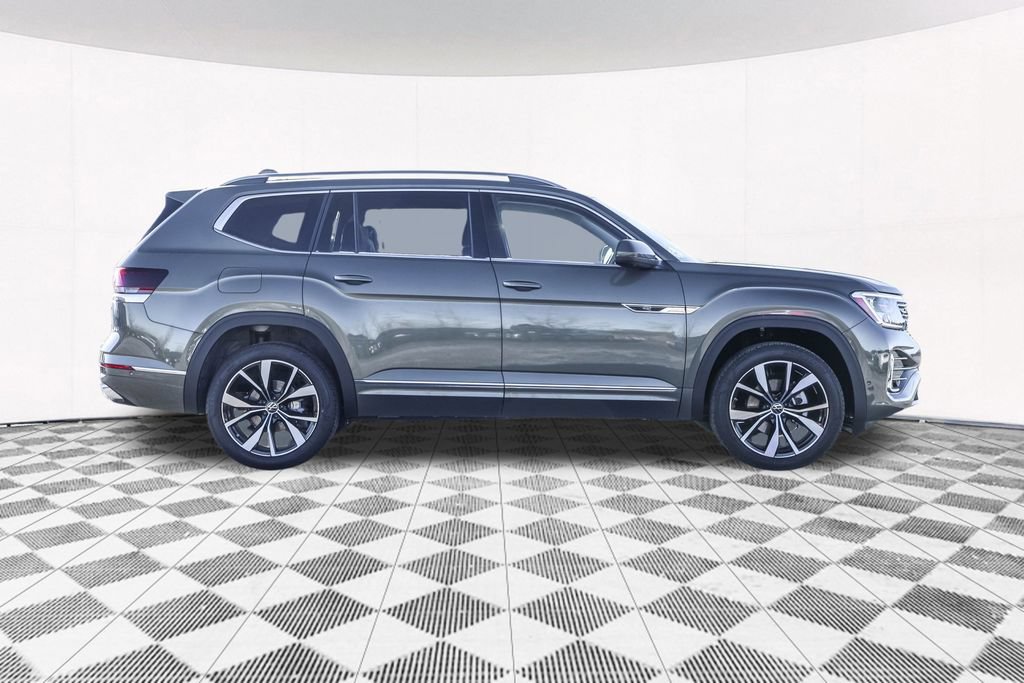 Used 2026 Volkswagen Atlas SEL Premium R-Line AWD/4WD image 11