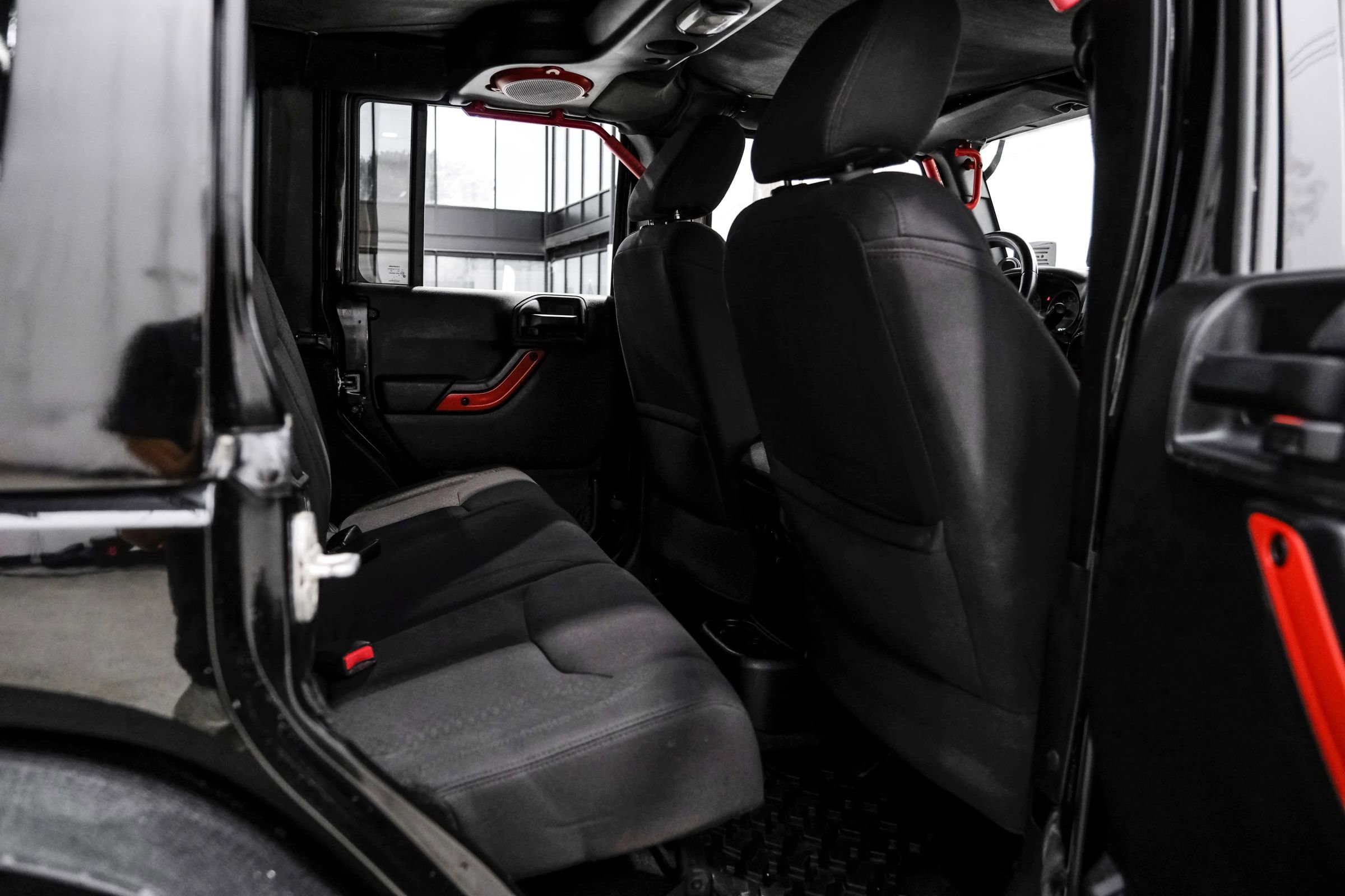 Used 2013 Jeep Wrangler Unlimited Sport image 33