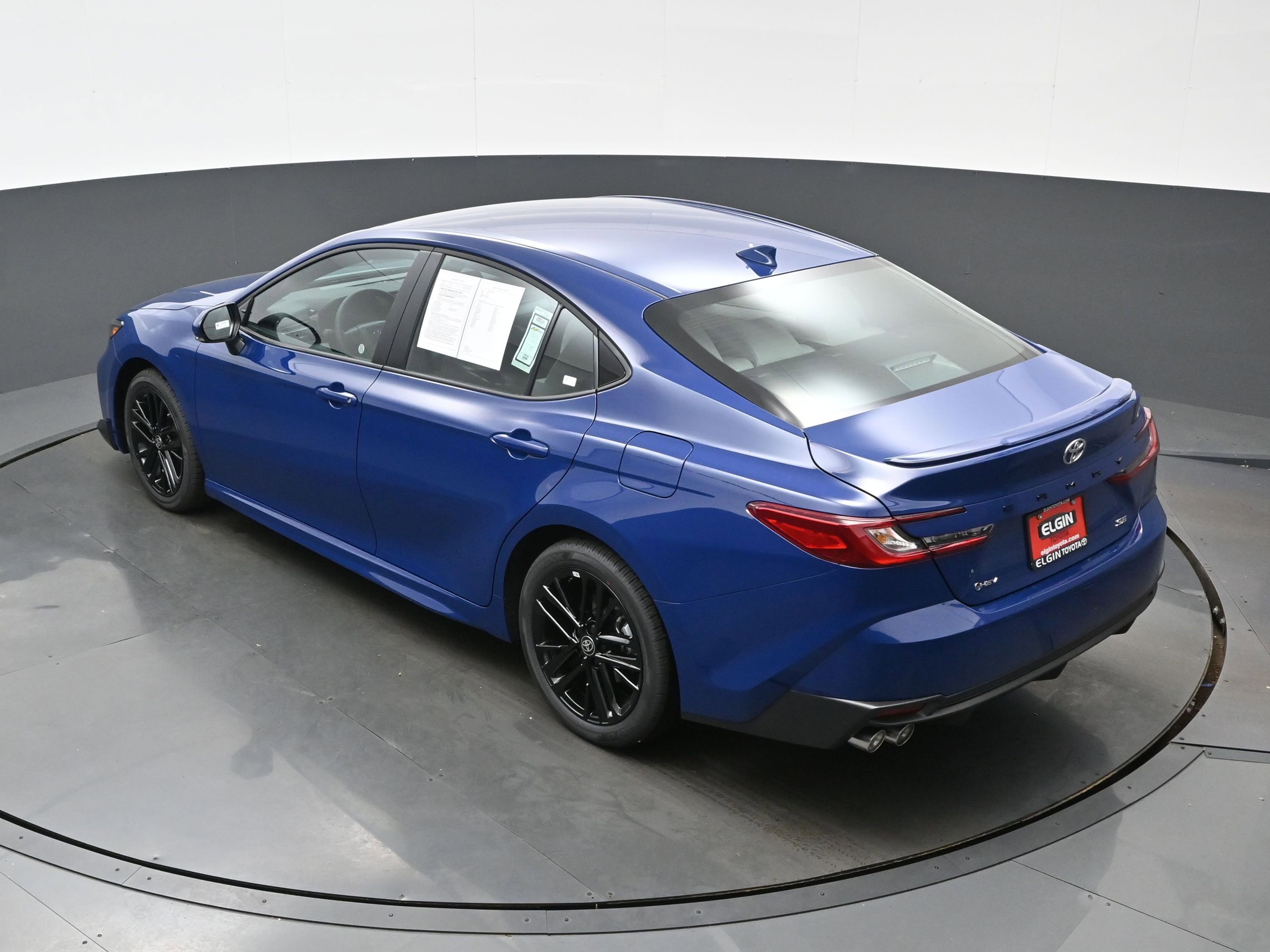 Used 2026 Toyota Camry SE image 38