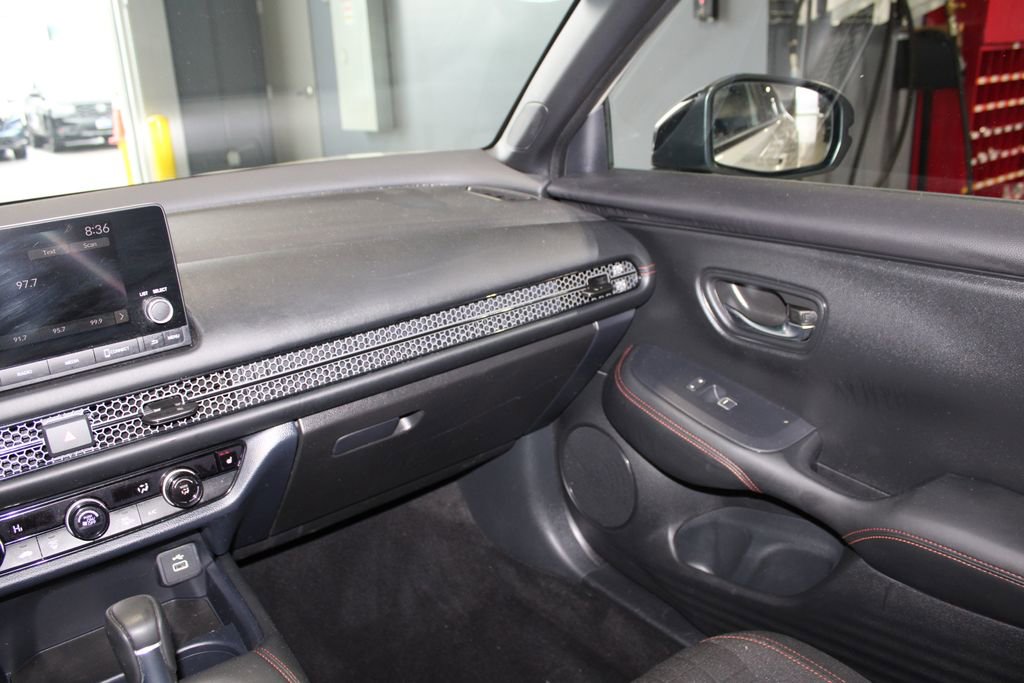 Used 2023 Honda HR-V Sport image 23