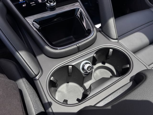 New 2026 Porsche Cayenne Coupe AWD/4WD image 25