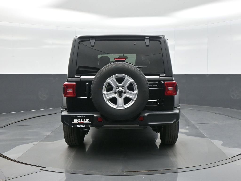 Used 2021 Jeep Wrangler Unlimited Sport AWD/4WD image 6