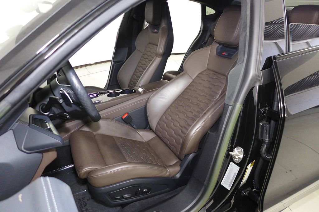 Used 2023 Audi RS e-tron GT w/ Carbon Performance Package image 20