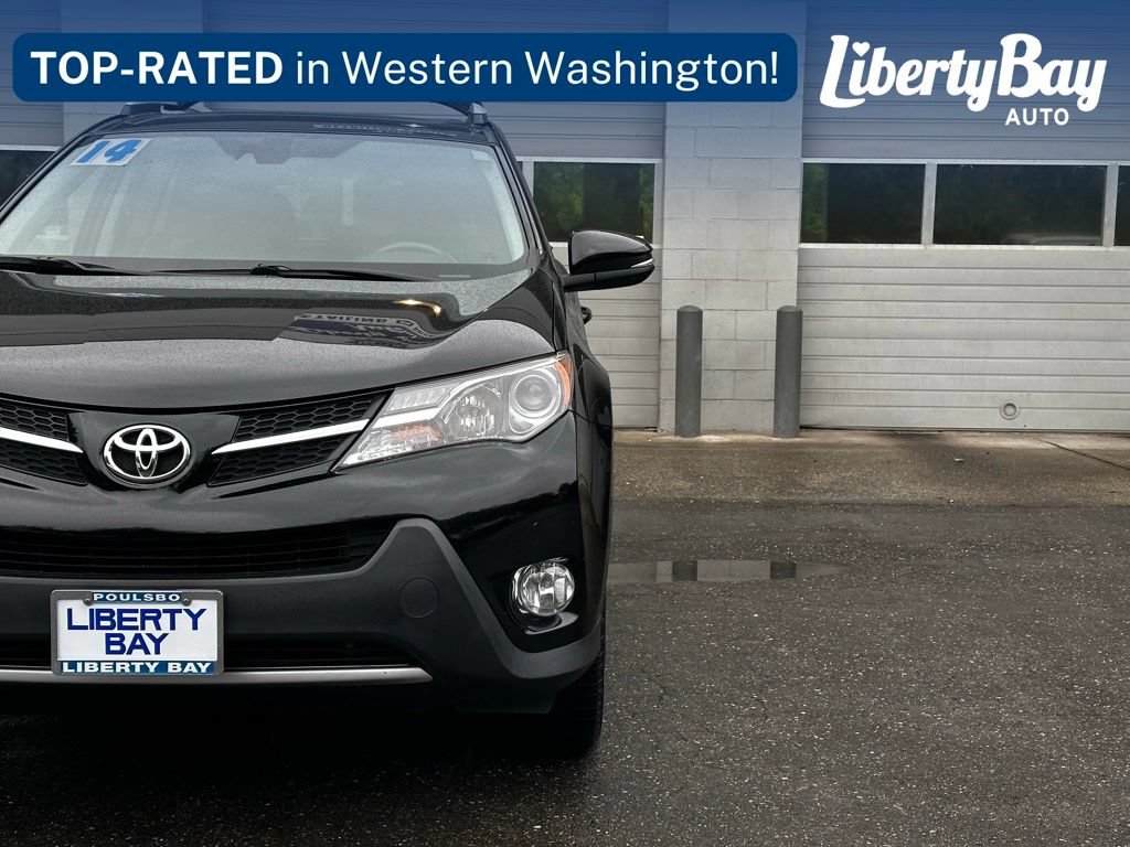 Used 2014 Toyota RAV4 Limited w/ Technology Package AWD/4WD image 2