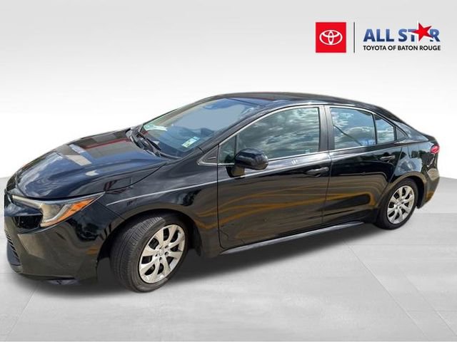 Used 2024 Toyota Corolla LE image 1