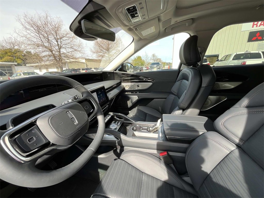 New 2026 Lincoln Nautilus Reserve image 10