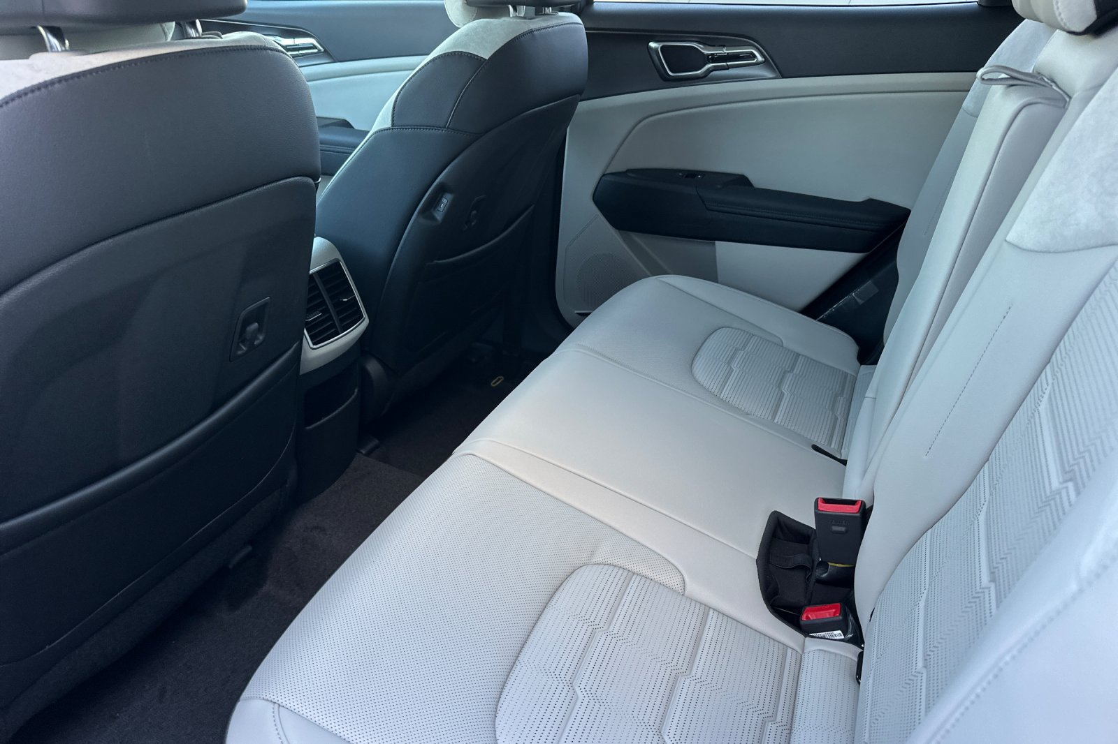 New 2027 Kia Sportage SX Prestige AWD/4WD image 12