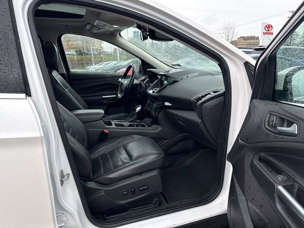 Used 2019 Ford Escape Titanium AWD/4WD image 7
