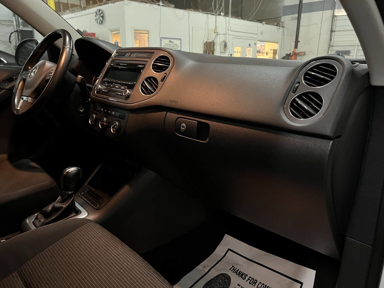 Used 2014 Volkswagen Tiguan S FWD image 27