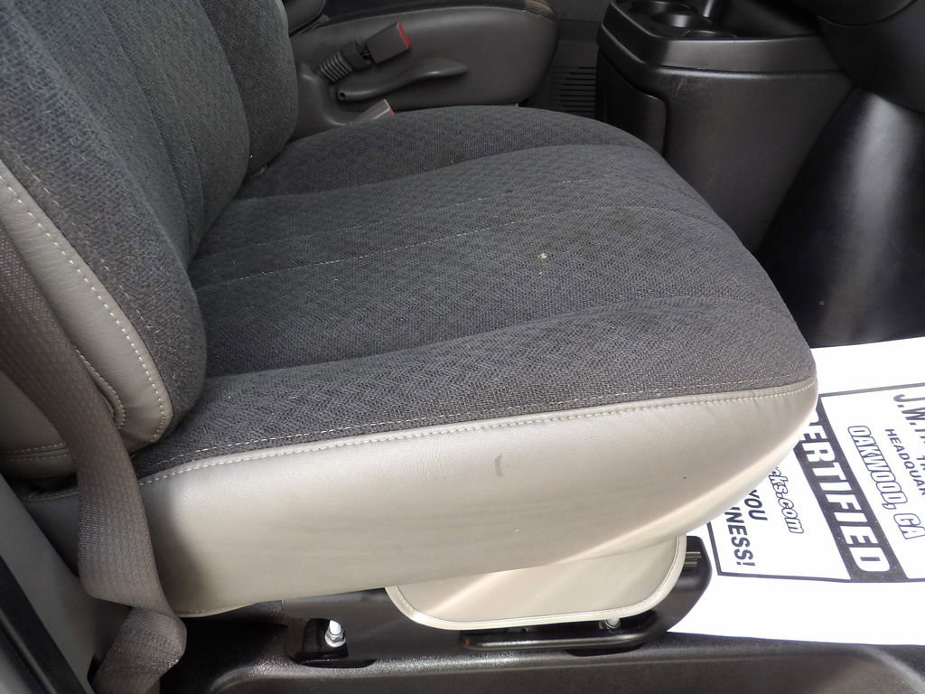 Used 2020 GMC Savana 2500 w/ Driver Convenience Package RWD image 36