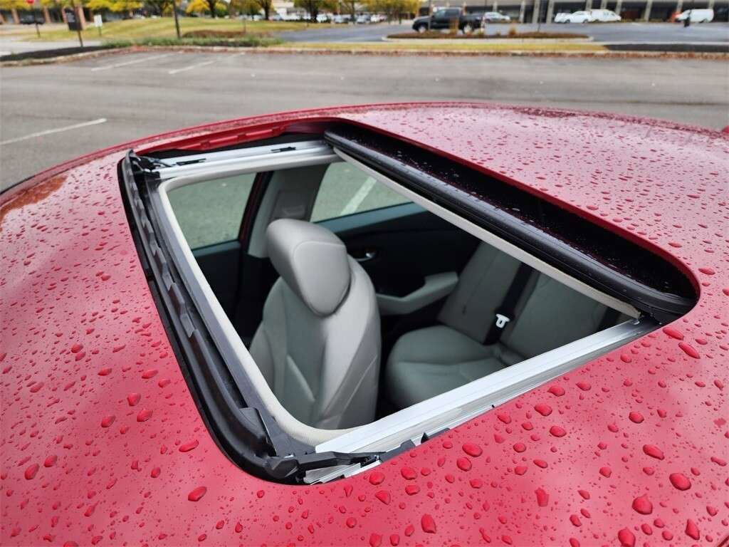 Used 2024 Honda Accord EX image 4