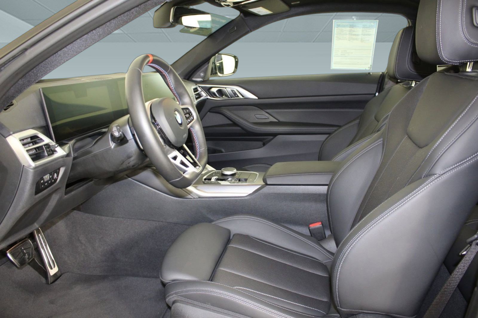 Used 2025 BMW M440i Coupe w/ Premium Package image 20