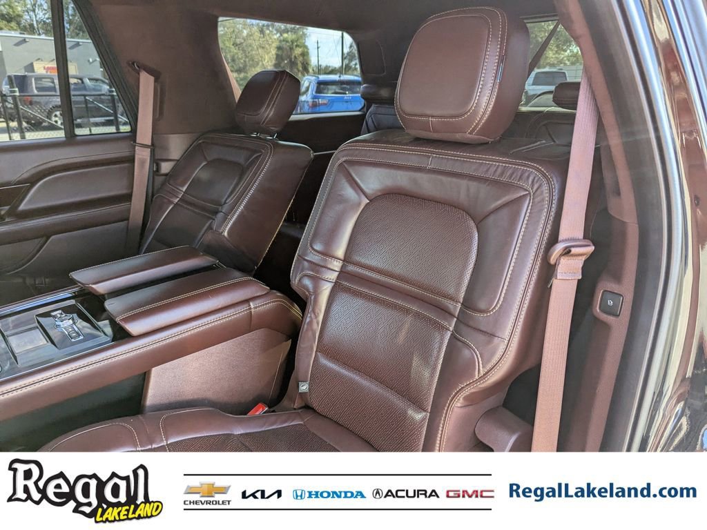 Used 2021 Lincoln Navigator Black Label image 17