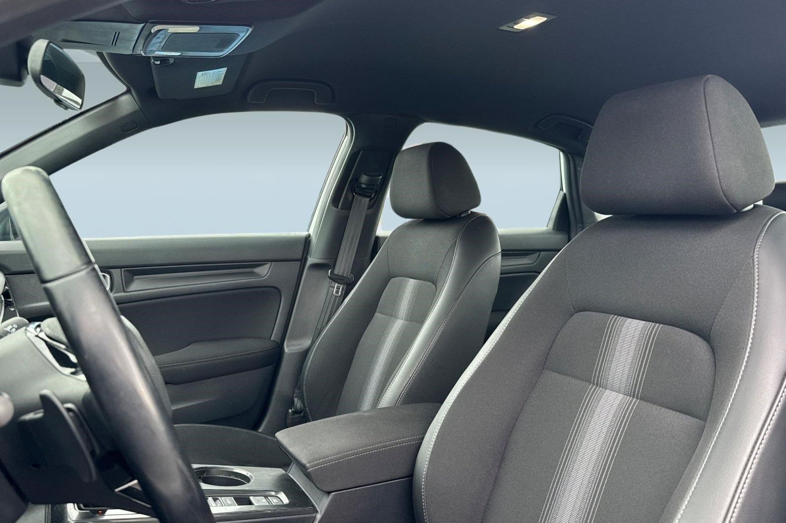 Used 2025 Honda Civic Sport image 5