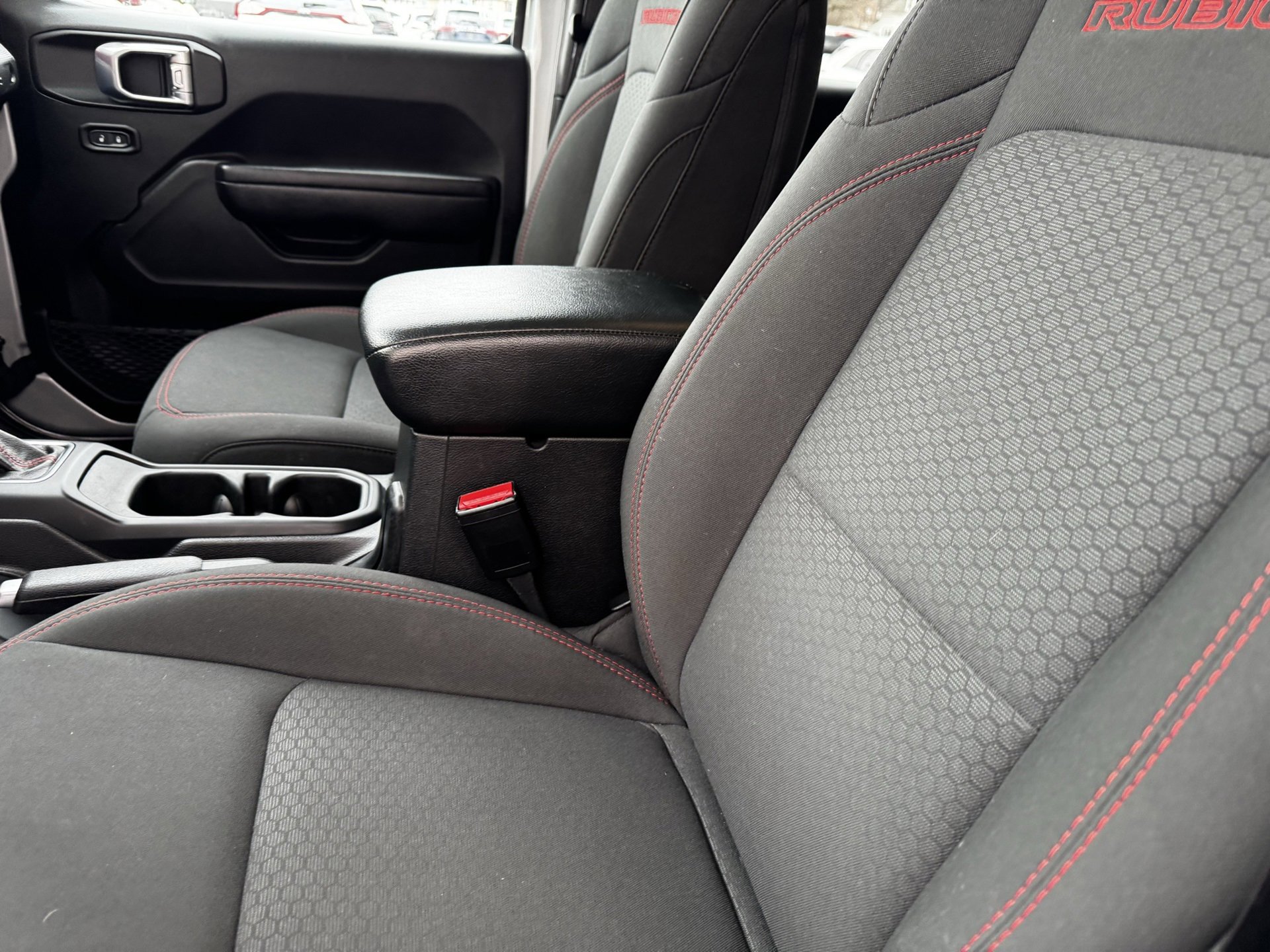 Used 2023 Jeep Wrangler Unlimited Rubicon w/ Cold Weather Group image 22