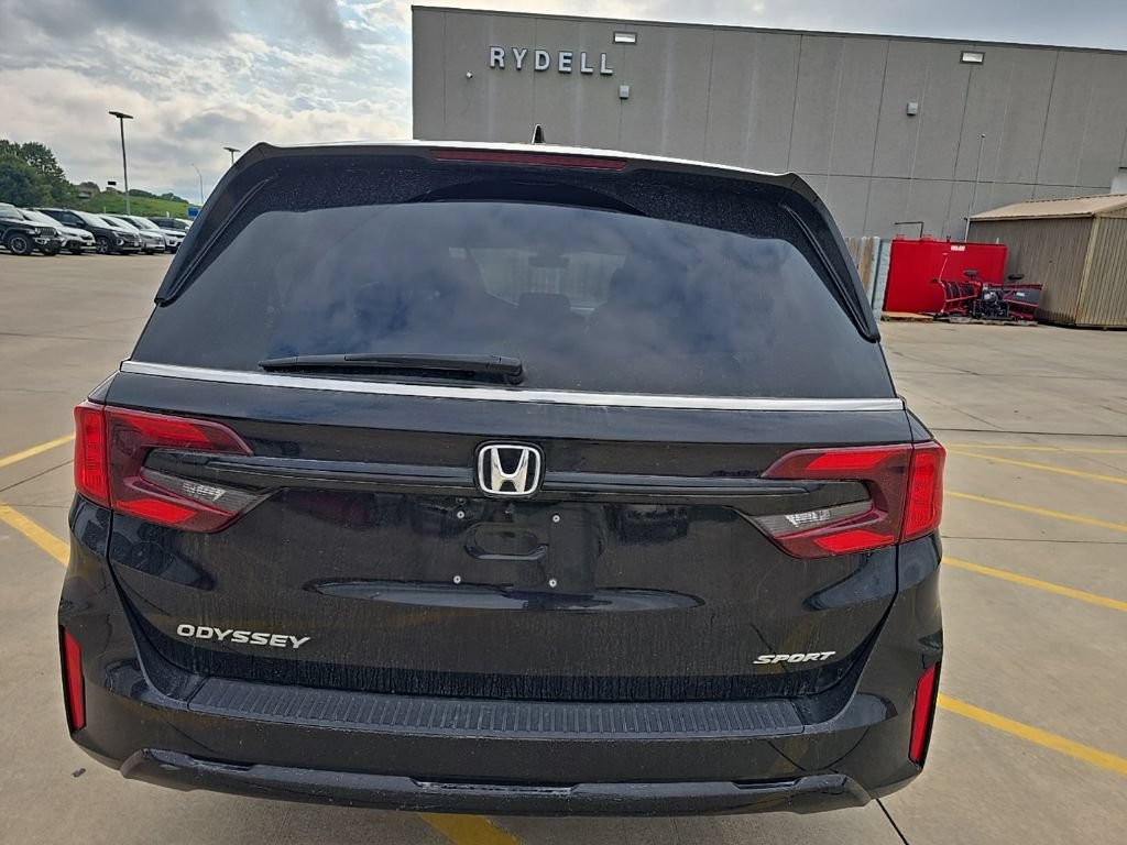 Used 2025 Honda Odyssey Sport-L image 6