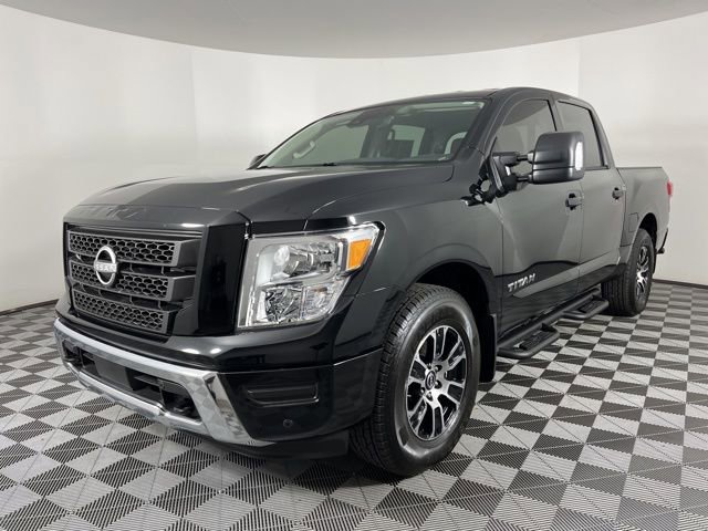 Used 2024 Nissan Titan SV w/ SV Convenience Package image 5