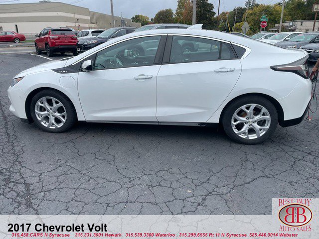 Used 2017 Chevrolet Volt Premier w/ Driver Confidence II Package FWD image 11