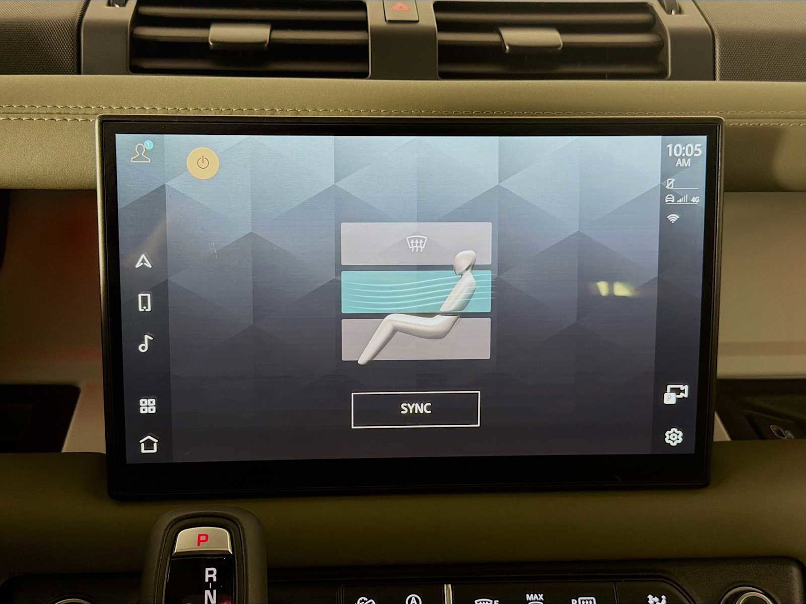 Used 2025 Land Rover Defender 110 S image 17